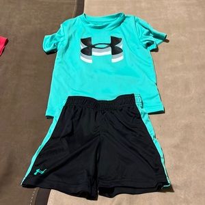 Black and green boys 4T Under Armour outfit